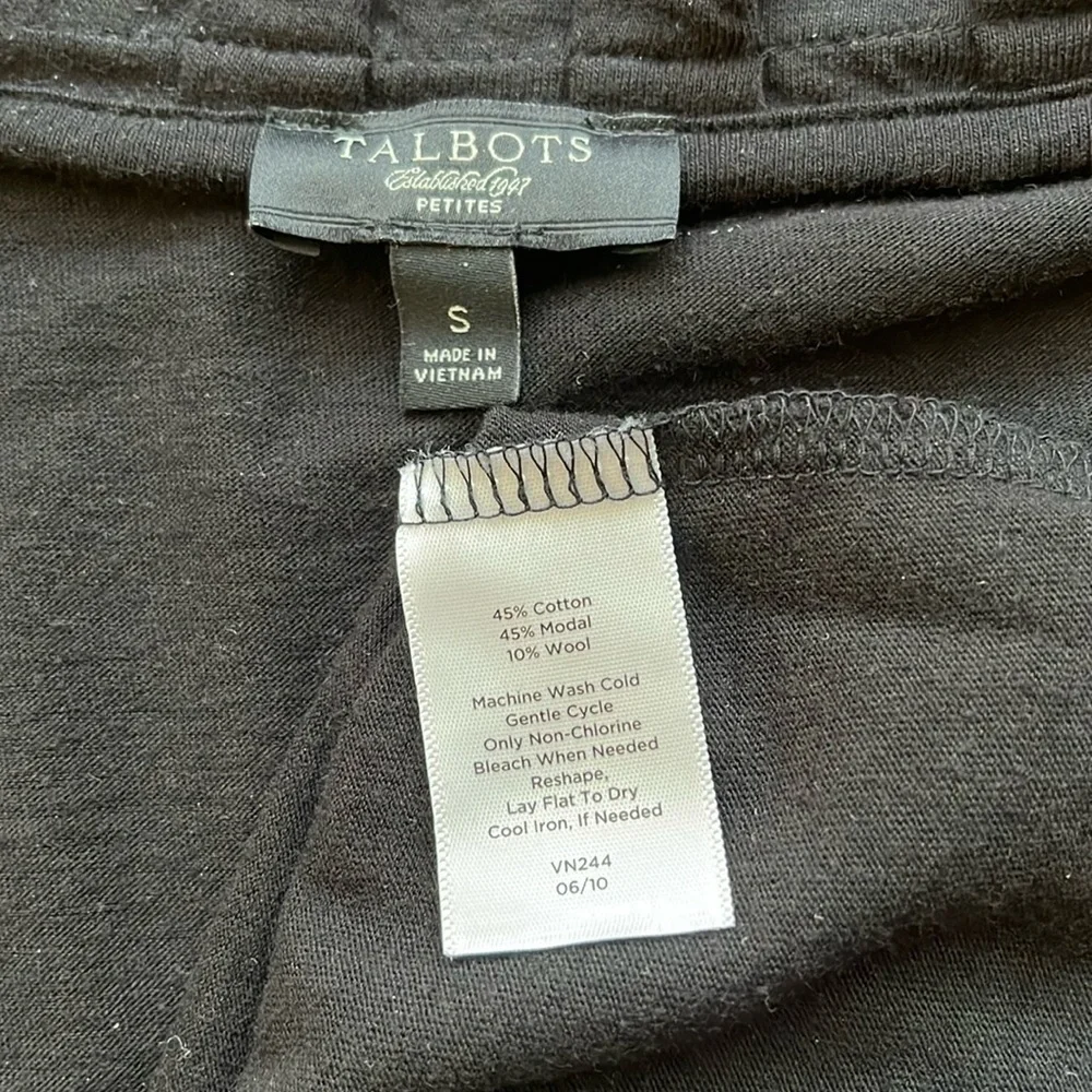 Talbots Ruffle Top Small - Picture 6 of 6